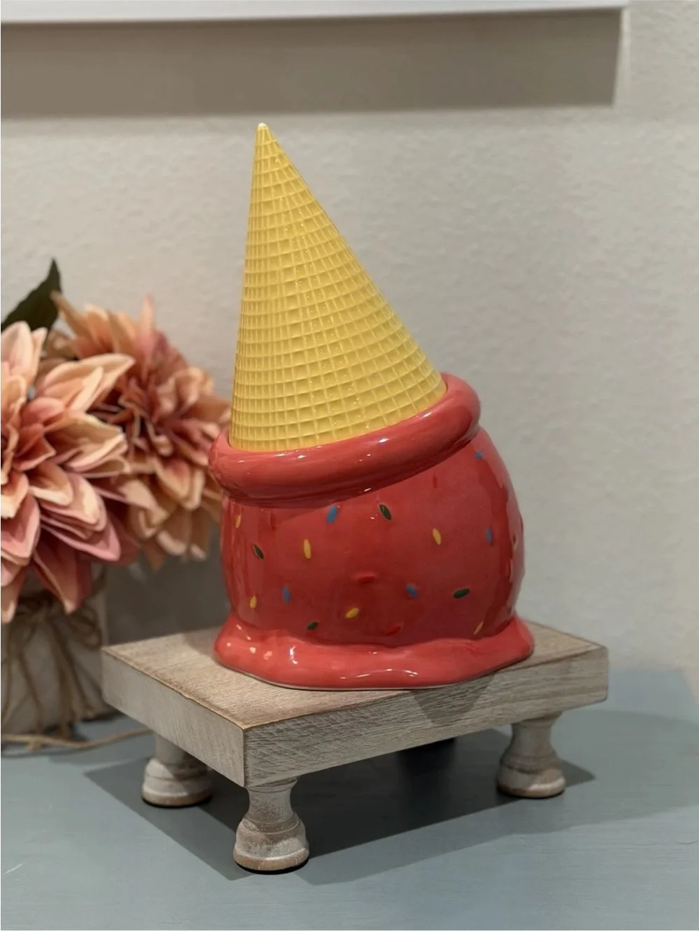 Pink Sprinkles Ice Cream Cone Cookie Jar Rare Retired Ban.Do